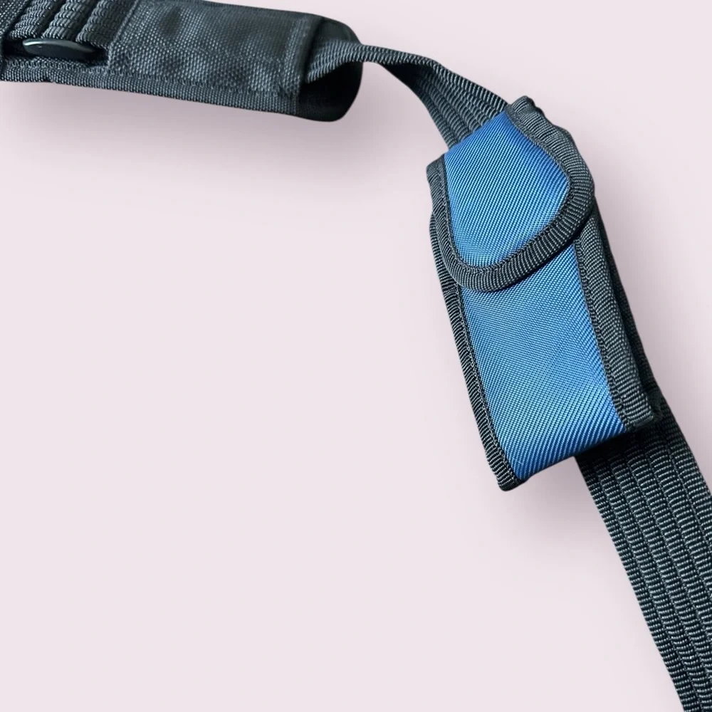Targus Black and Blue Men's Messenger Bag